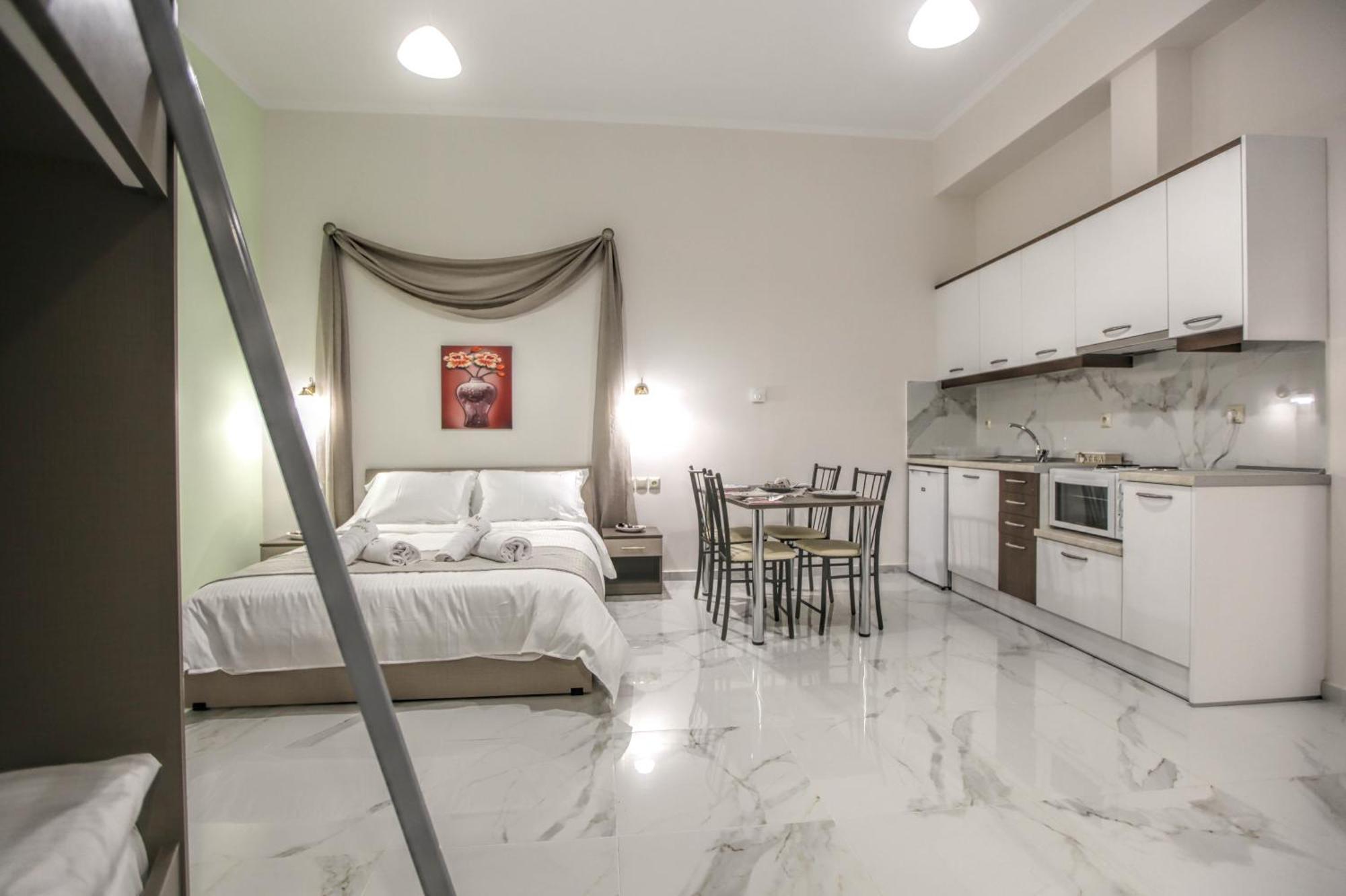 Del Sol #2 Meteora Luxurious Family Suites Kalambaka Exterior photo